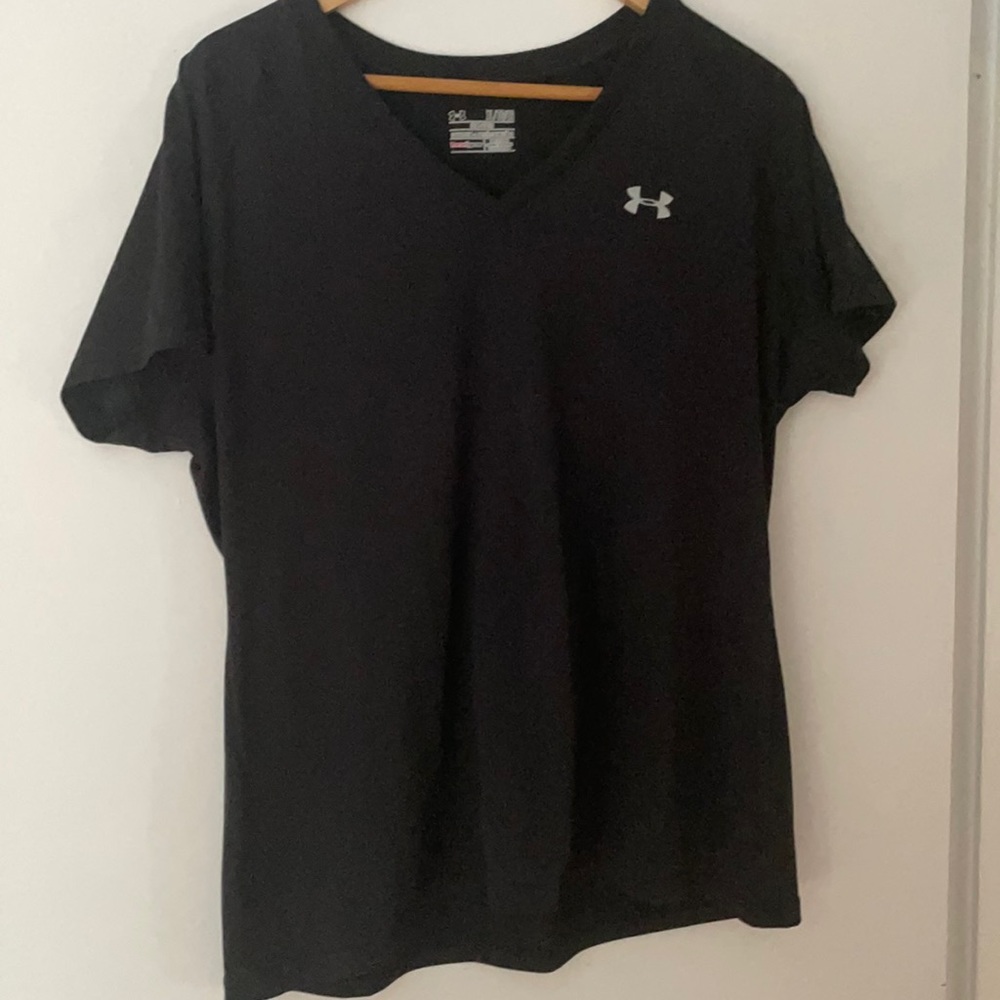 EUC Under Armour Heat Gear top